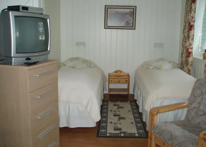 Vadso Apartment בית הארחה Vadsø